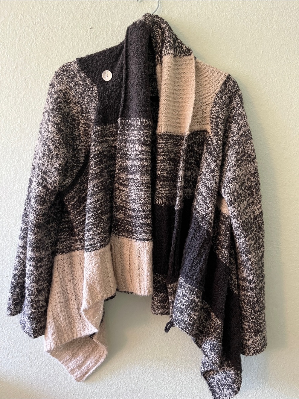 Cannisse Patchwork Open-Front Sweater Cardigan - Black & Cream